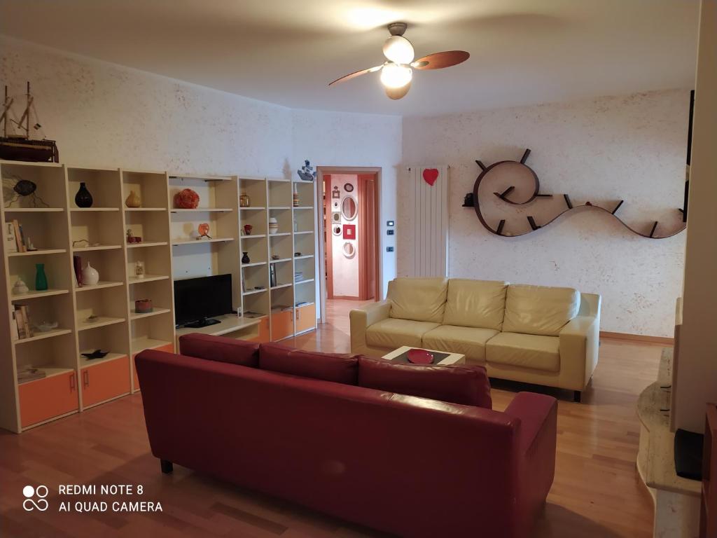 Buena Vista Holidays — Hotel in Peschici