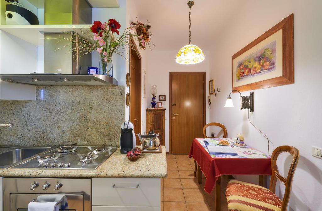 Casa di Mezzo "Historic centre of VARENNA" Lake Como - 5