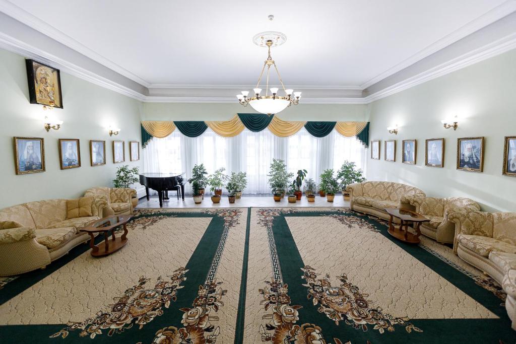The Old Lavry Hotel photo