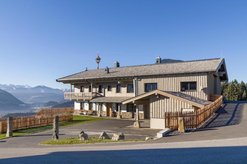 Hinterlaiming, Söll