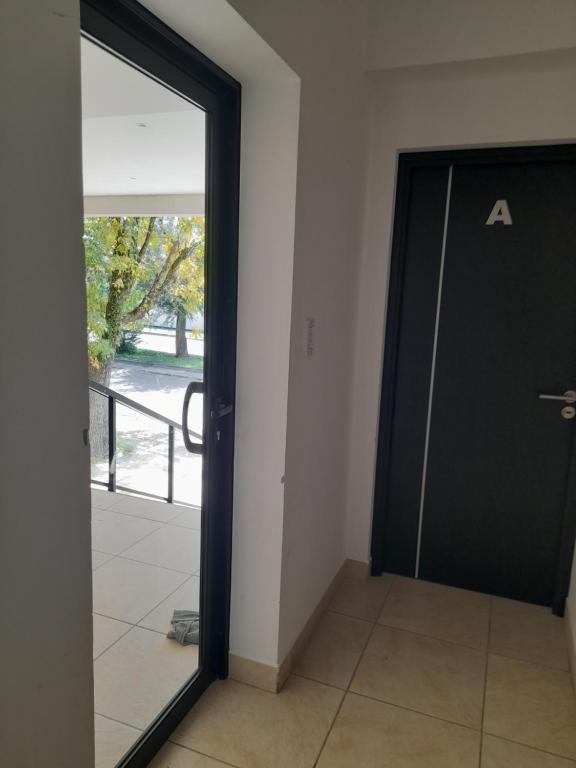LIVING HOUSE 2 - Departamento Moderno en Ciudad de Nieva. - 3