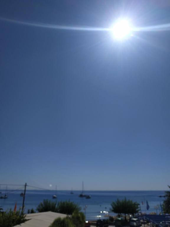 Παραθαλασσιο στουντιο Μιχαλιας Sea view studio Michalias Νουμερο 8, Agia Marina Aegina