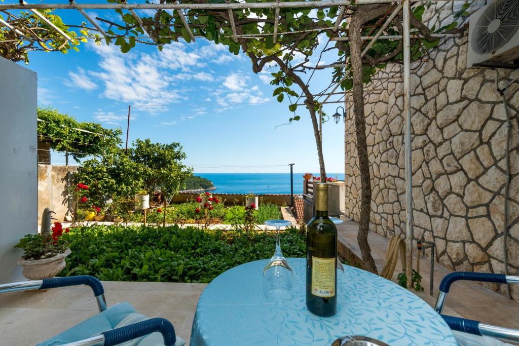 Guest House Home Sweet Home バルコニー/テラス