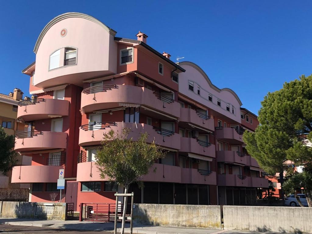 VIALE DEL SOLE - 2