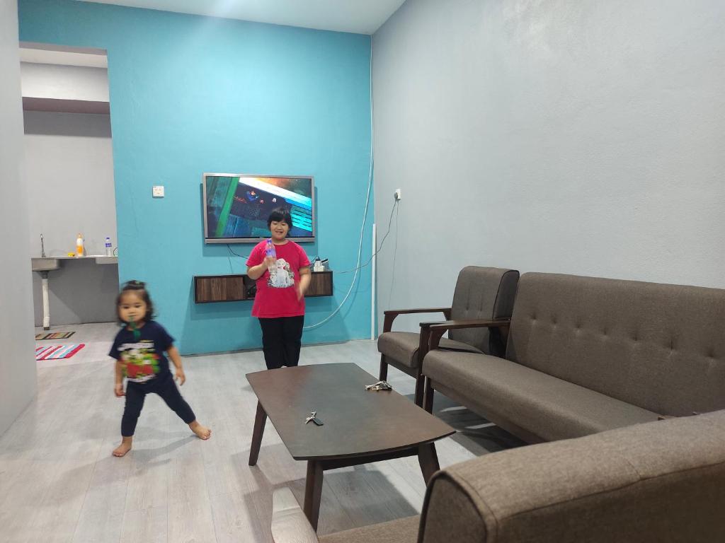 Alish Homestay Budget Gua Musang with Free WiFi, Netflix photo