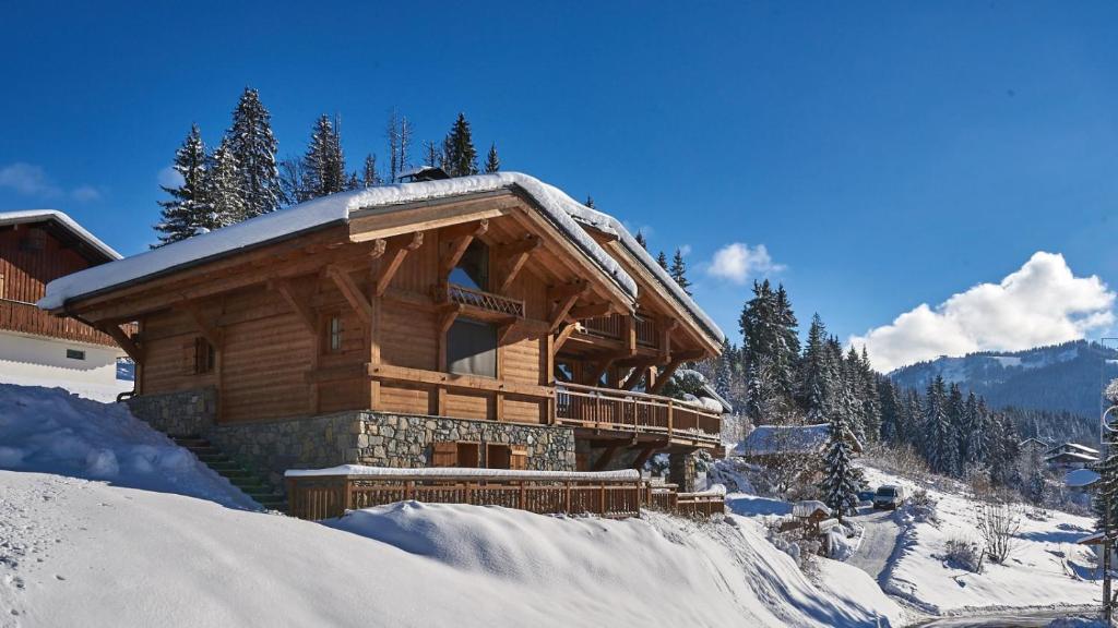 Chalet Luxury 5-Les Gets-Luxe-confort-jacuzzi-cheminée-à 400 m des pistes-Vue exceptionnelle - 1