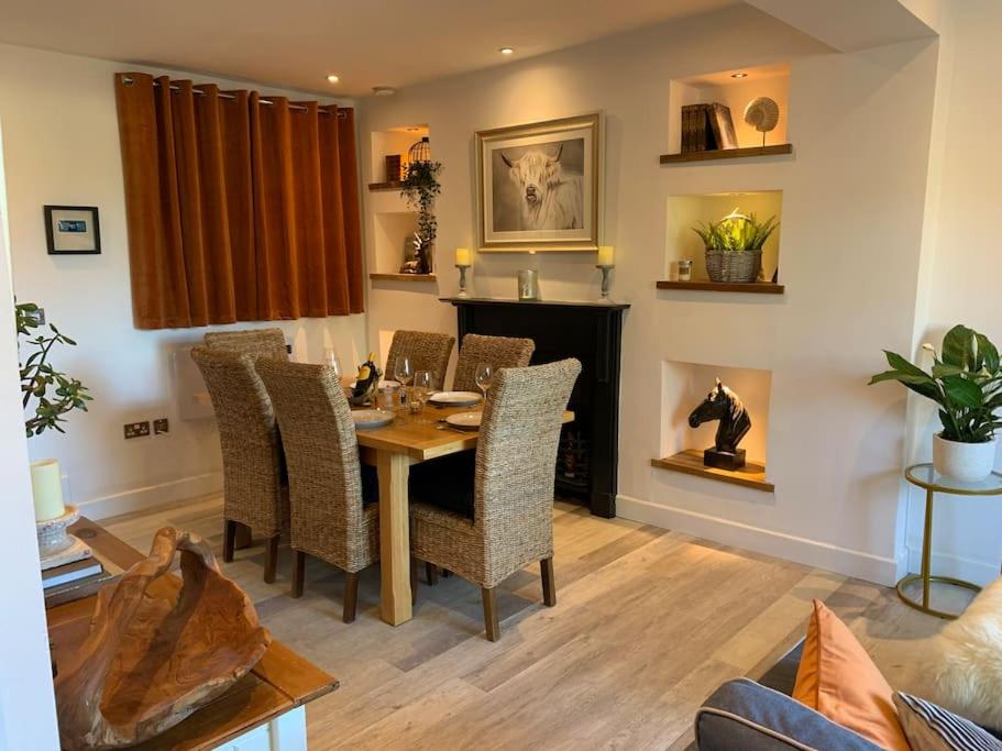 Renovated Miner’s Cottage, Abertillery photo 8