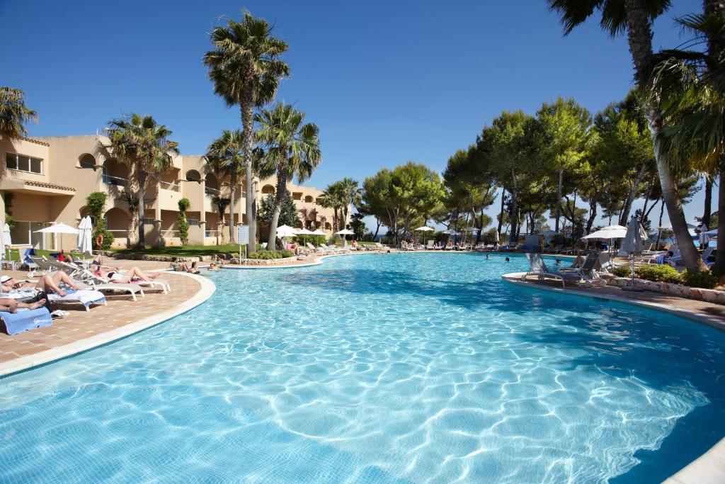 Grupotel Santa Eularia & Spa - Adults Only photo