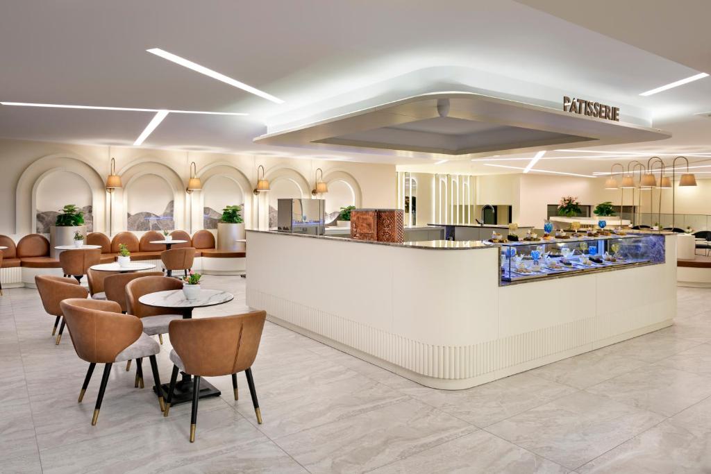 Royal Diwa Tekirova Resort photo