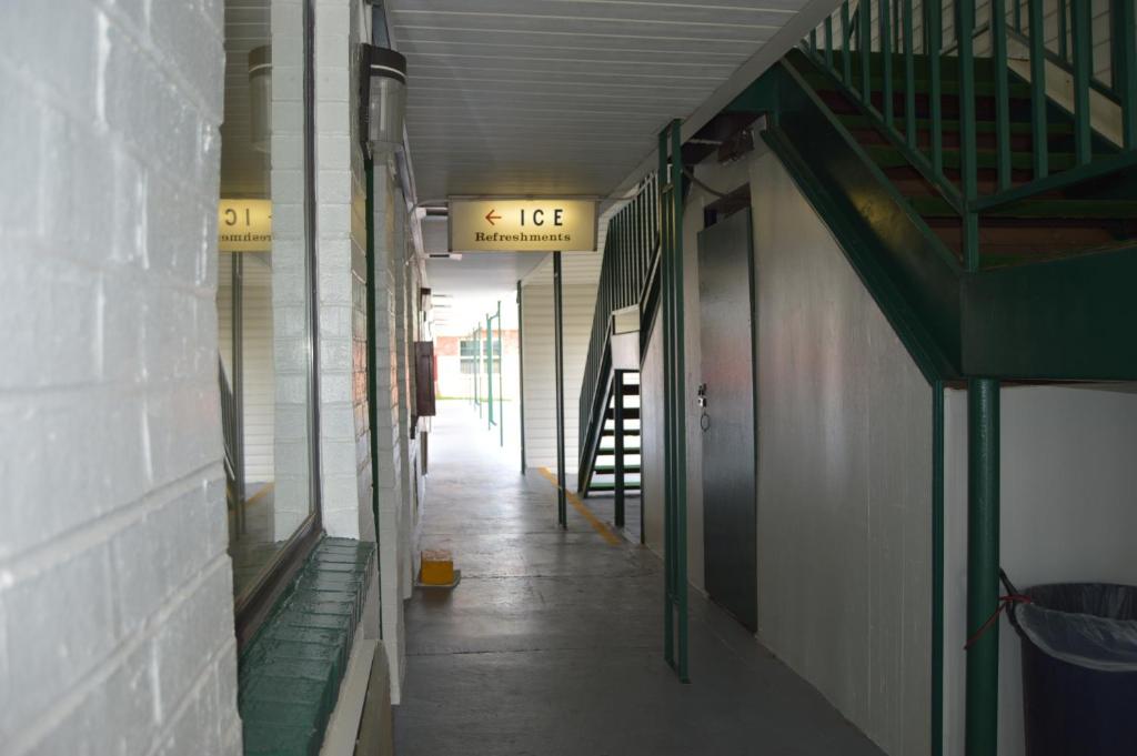 Travel Inn Weatherford photo