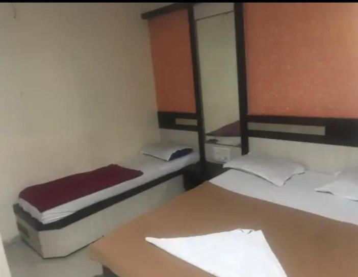 Hotel harjeevan palace photo