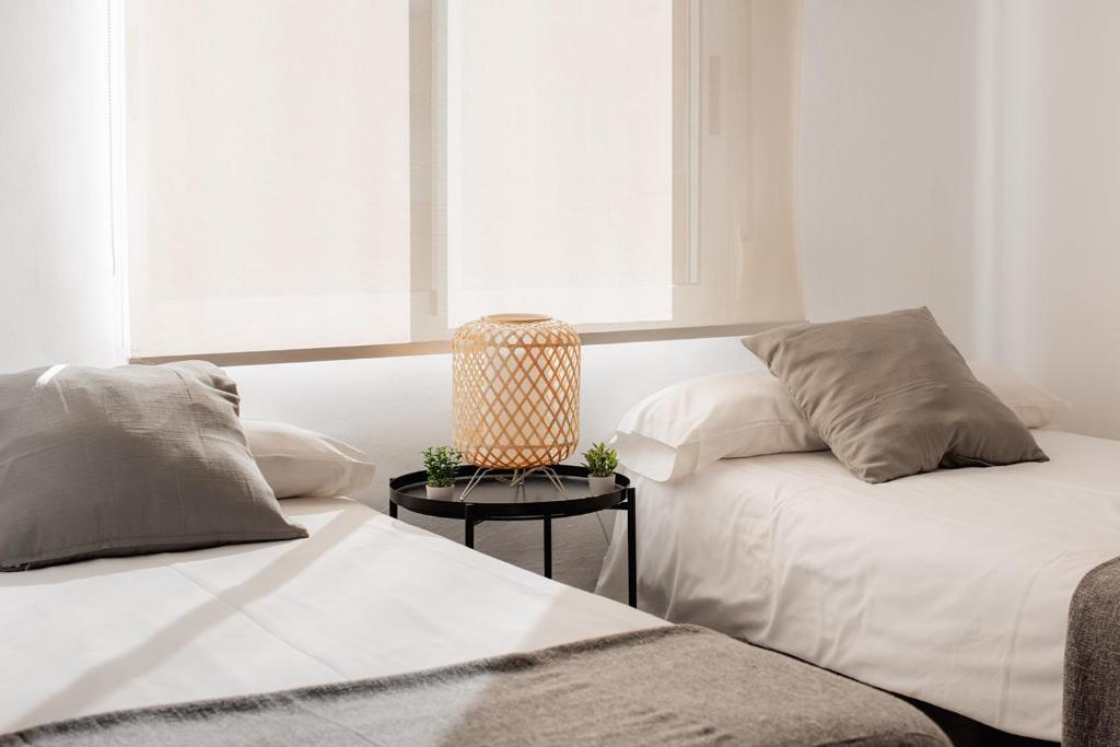 Apartamentos FV Flats Valencia - Mestalla 7 — Hotel in València