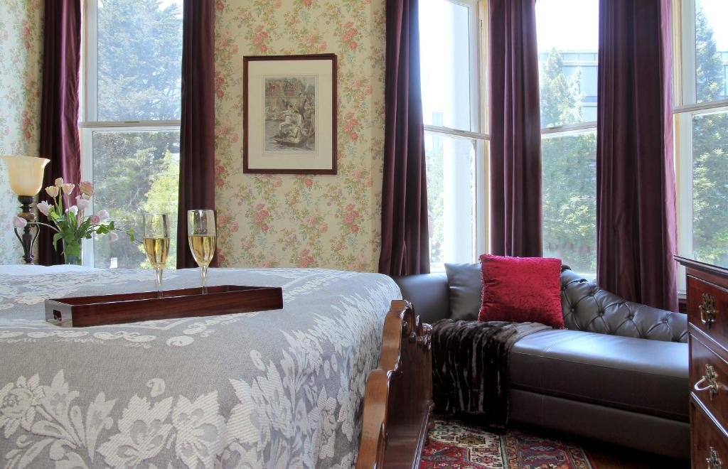 Monte Cristo Bed and Breakfast - Adults Only