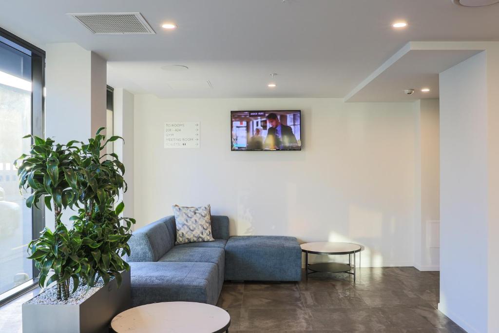 Ramada by Wyndham Wellington Taranaki Street photo