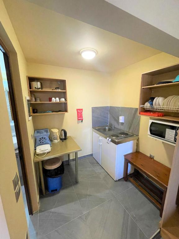 Mirabelle Hotel — Hotel rooms in Argassi, Ionian Islands
