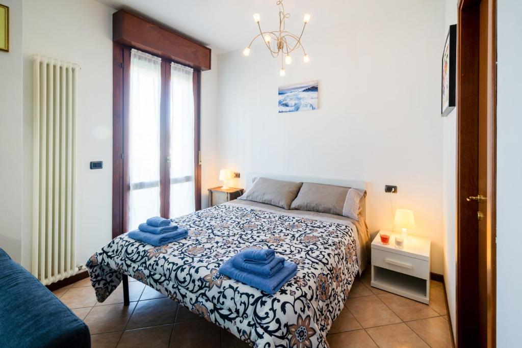 Parma Fiere Studio con parcheggio e balcone photo
