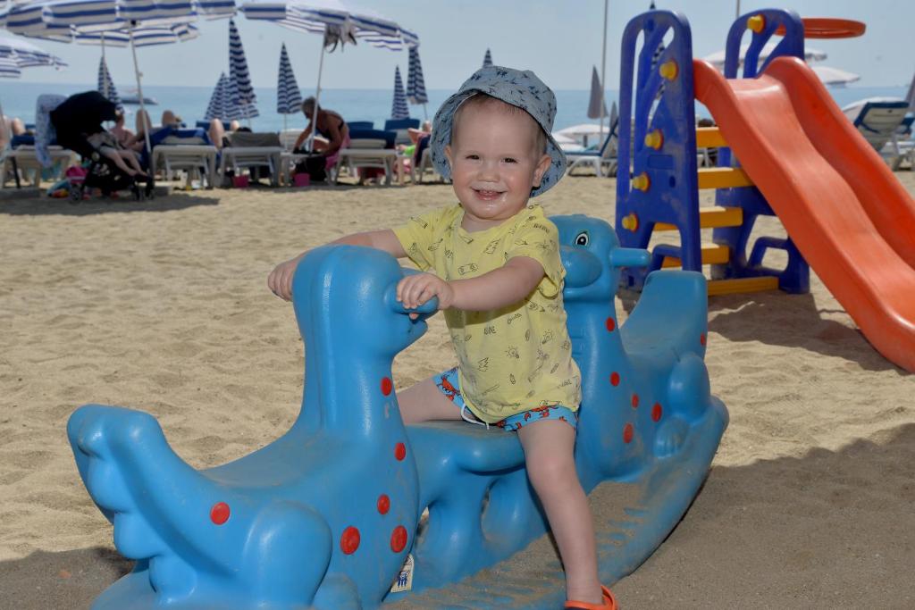 Oba Time Hotel — Beach in Alanya