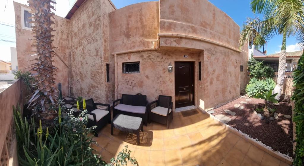 Semi-detached villa sea views, huge terrace, close beach - 3