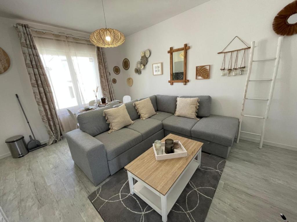 Le Bohème - Centre Ville, Netflix et WIFI, parking, idéal familles, couples et voyages d'affaire, Niort