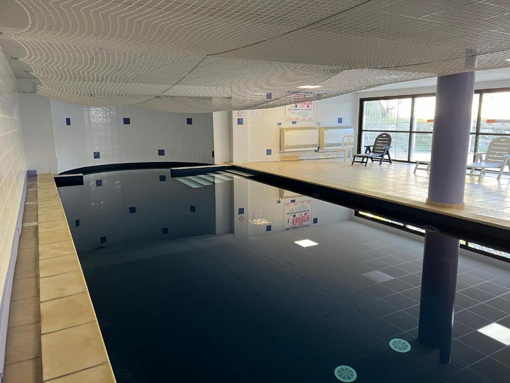 appartement 3 min a pied du centre d'Uzès parking piscine - 3