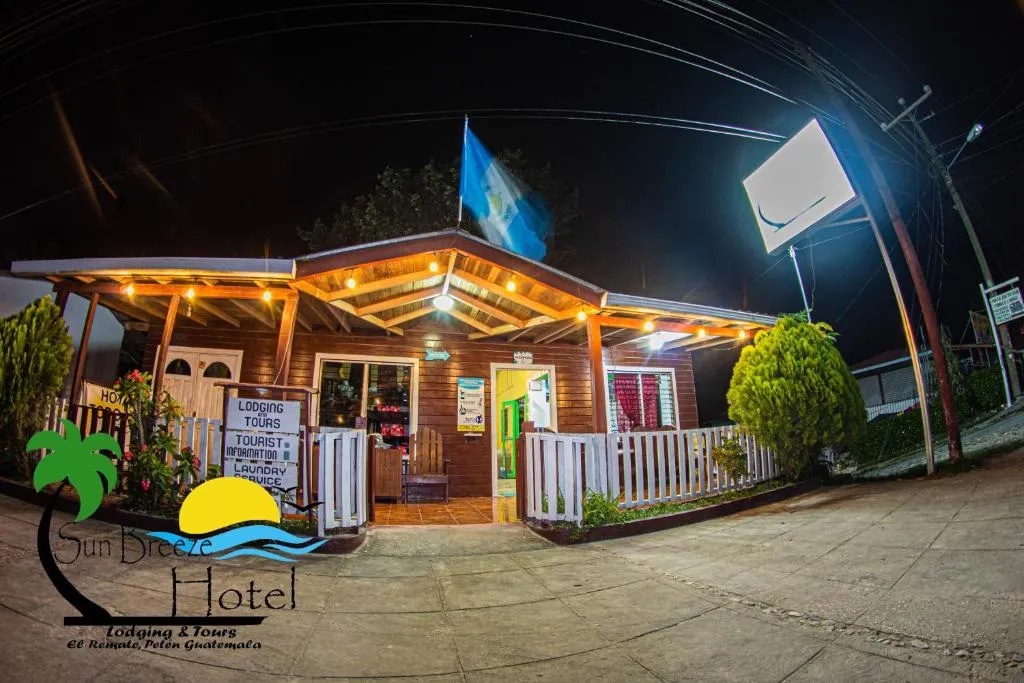 Sun Breeze Hotel，位于埃尔莱马特的酒店