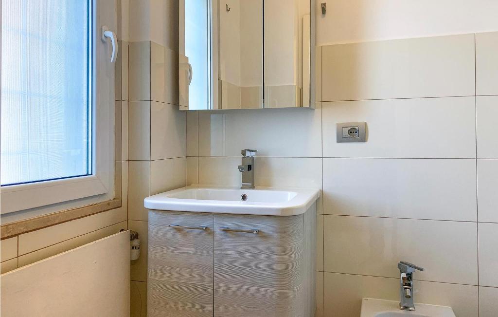 Stunning apartment in Roma with 1 Bedrooms and WiFi photo