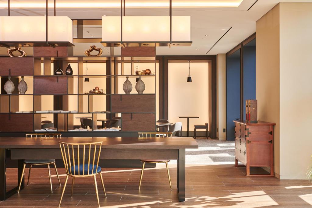 Bar/lounge