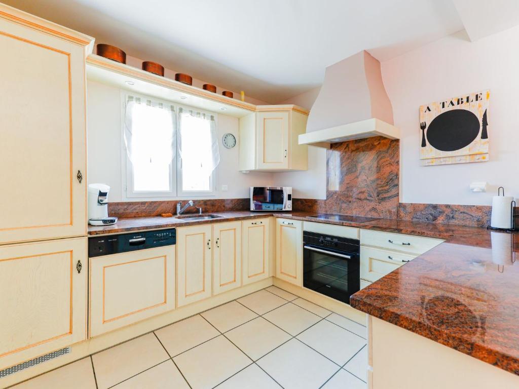 Villa l'Occitane by Interhome - 3