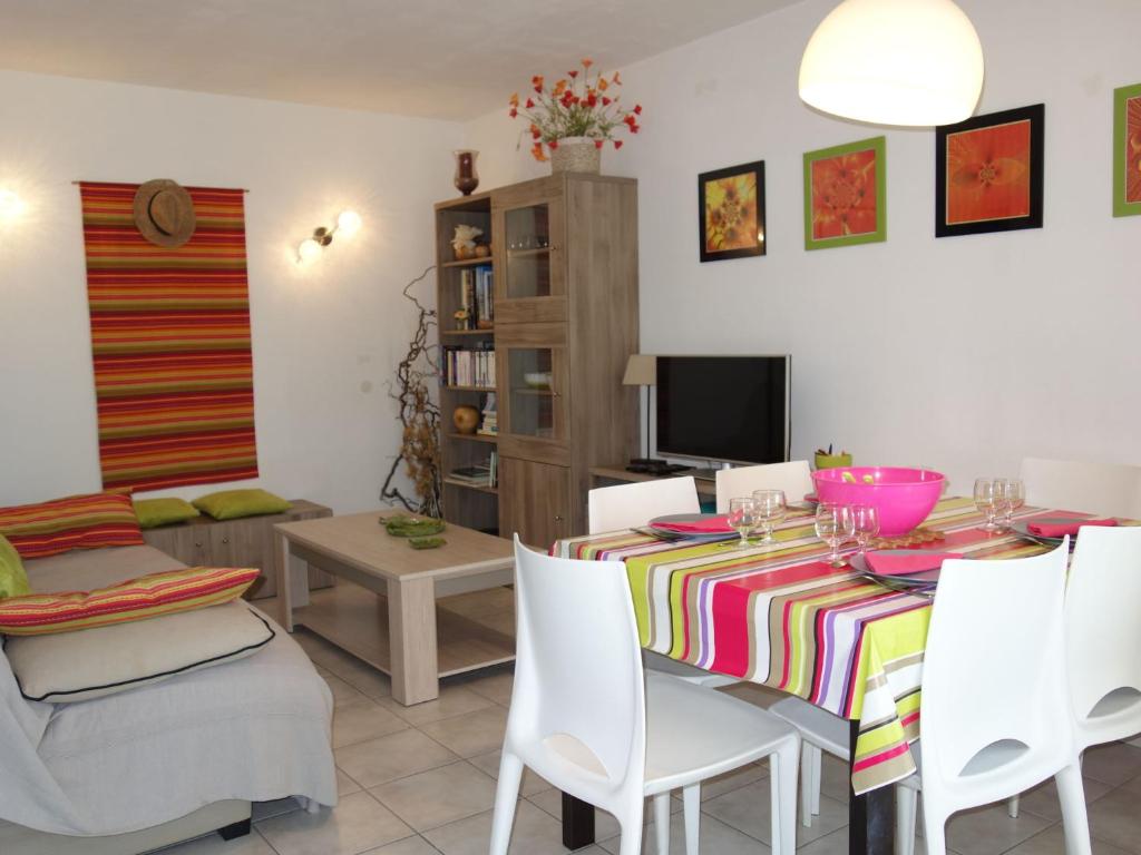 Apartment Le Madrilène by Interhome - 2