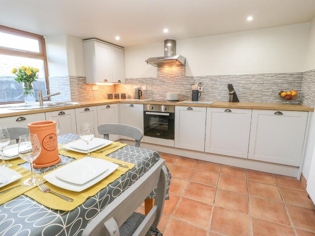 Boshaw Cottage, Hade Edge photo 3