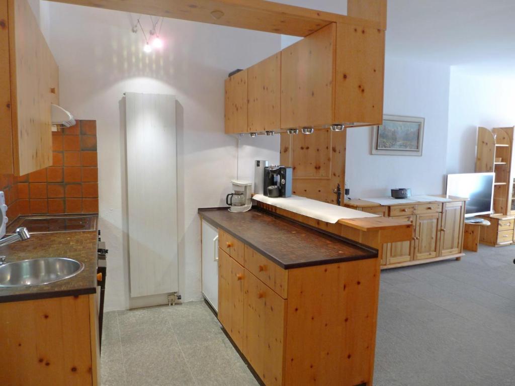 Apartment Chesa Cromer by Interhome - 2