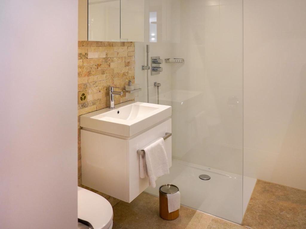 Apartment Chesa Palüdin 5 - Celerina by Interhome - 4