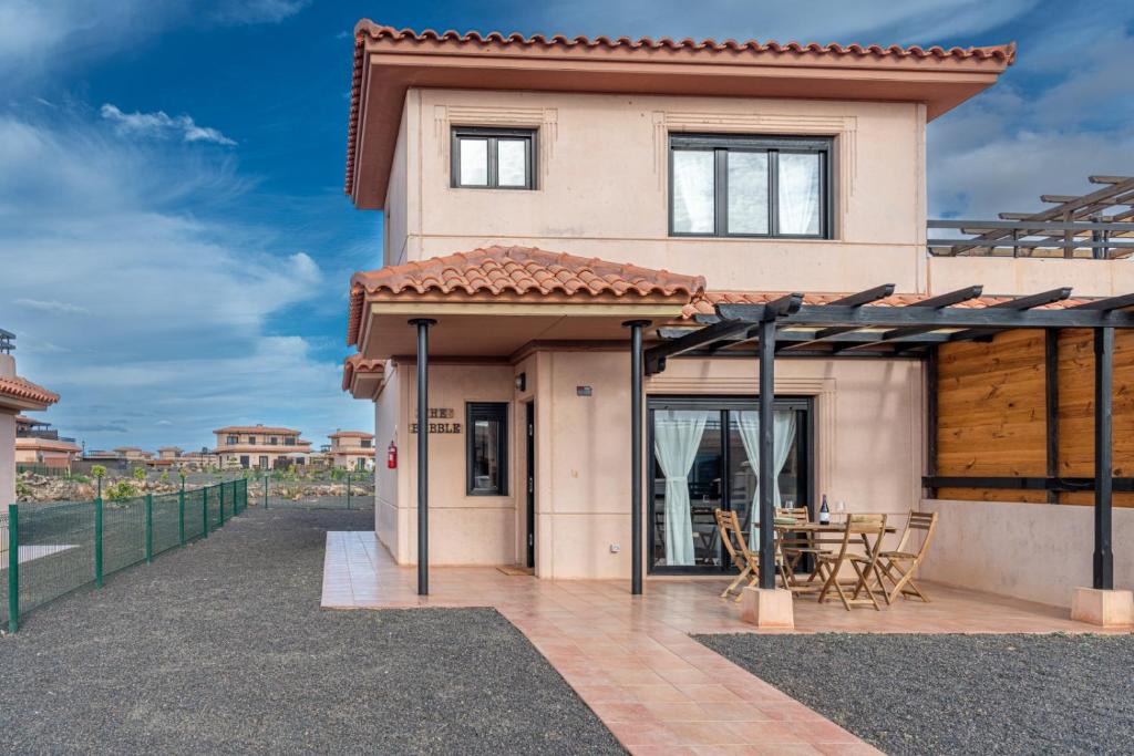 The Bubble, La Oliva