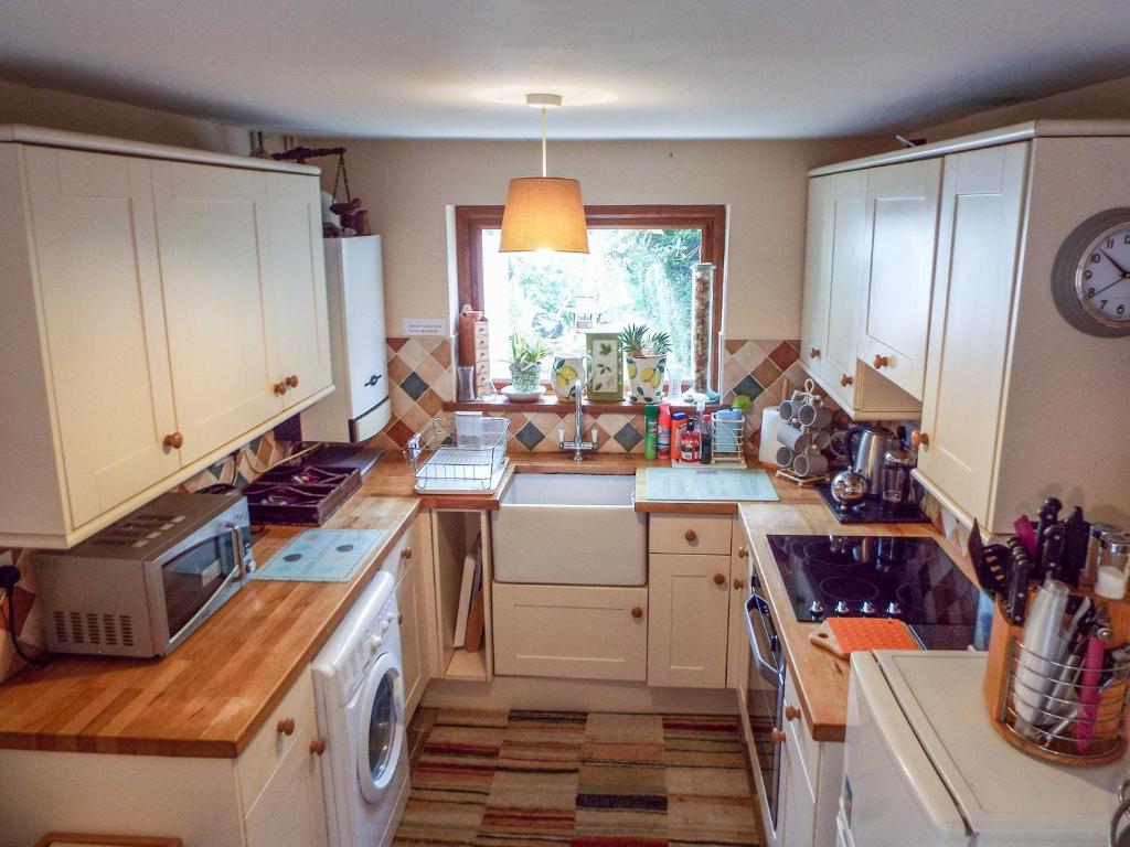 Lothlorien Cottage, Gwaun-Cae-Gurwen photo 7