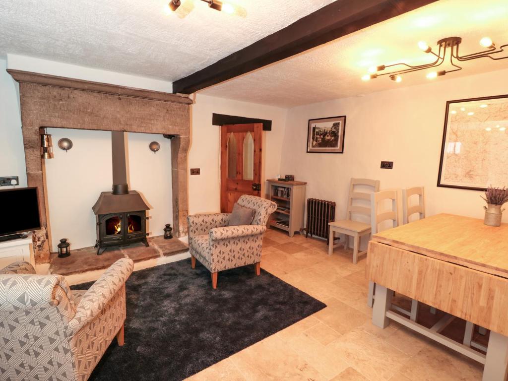 Sundial Cottage, Brassington photo 2