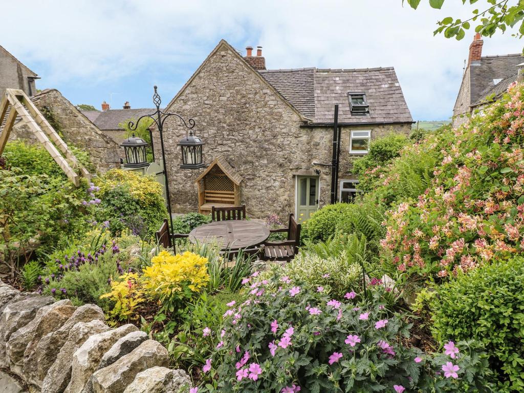 Sundial Cottage, Brassington photo 5
