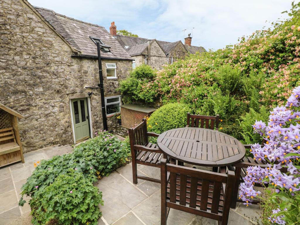 Sundial Cottage, Brassington photo 7