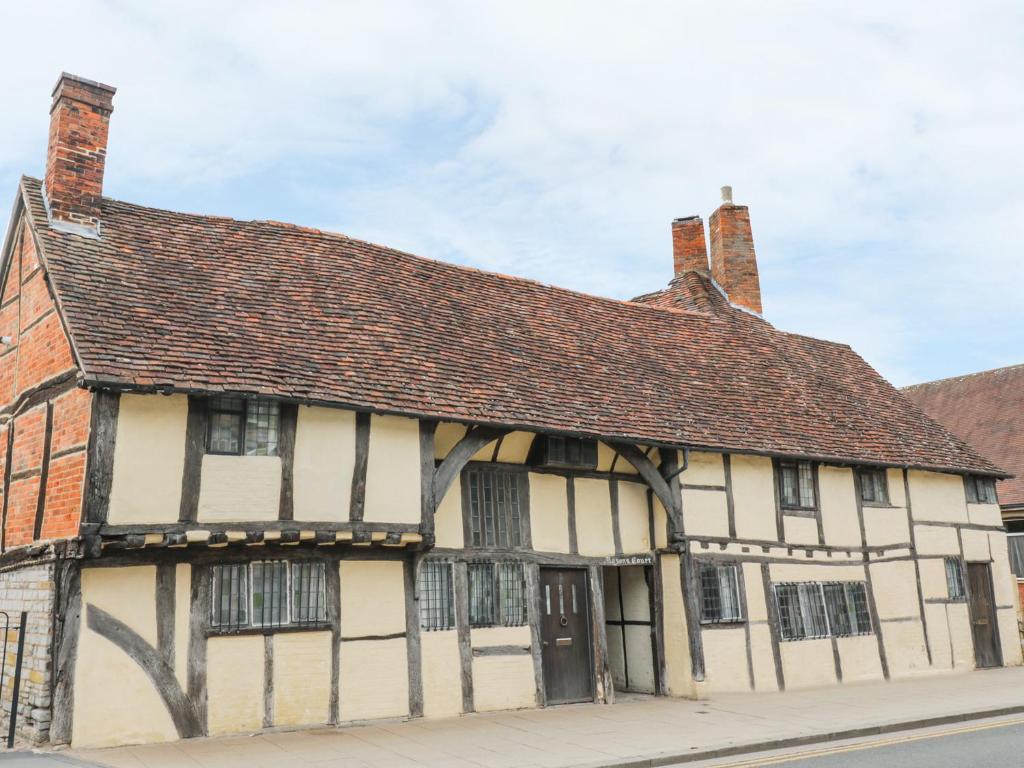 Stratford on avon. Стратфорд-апон-эйвон Шекспир. Стратфорд-апон-эйвон, Уорикшир. Стратфорд-апон-эйвон,Стратфорд-апон-эйвон,Стратфорд-апон-эйвон,. Великобритания Стратфорд на Эйвоне.