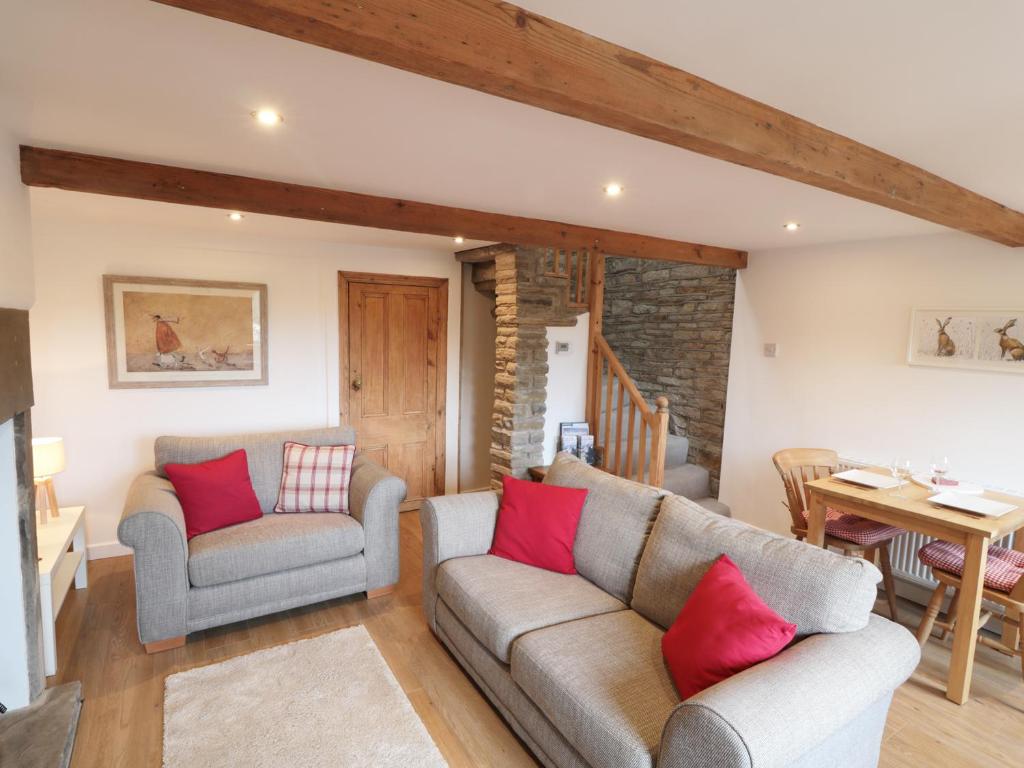 Bramble Cottage, Holmfirth photo 8