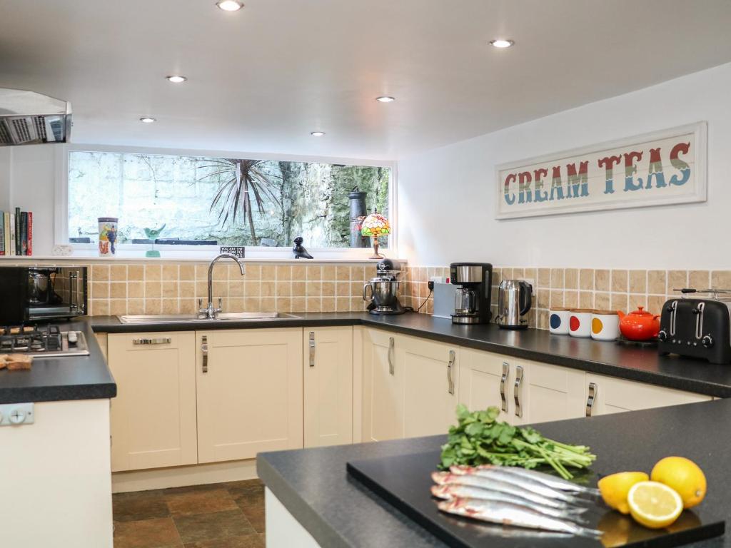 Westcliff, Penzance photo 6