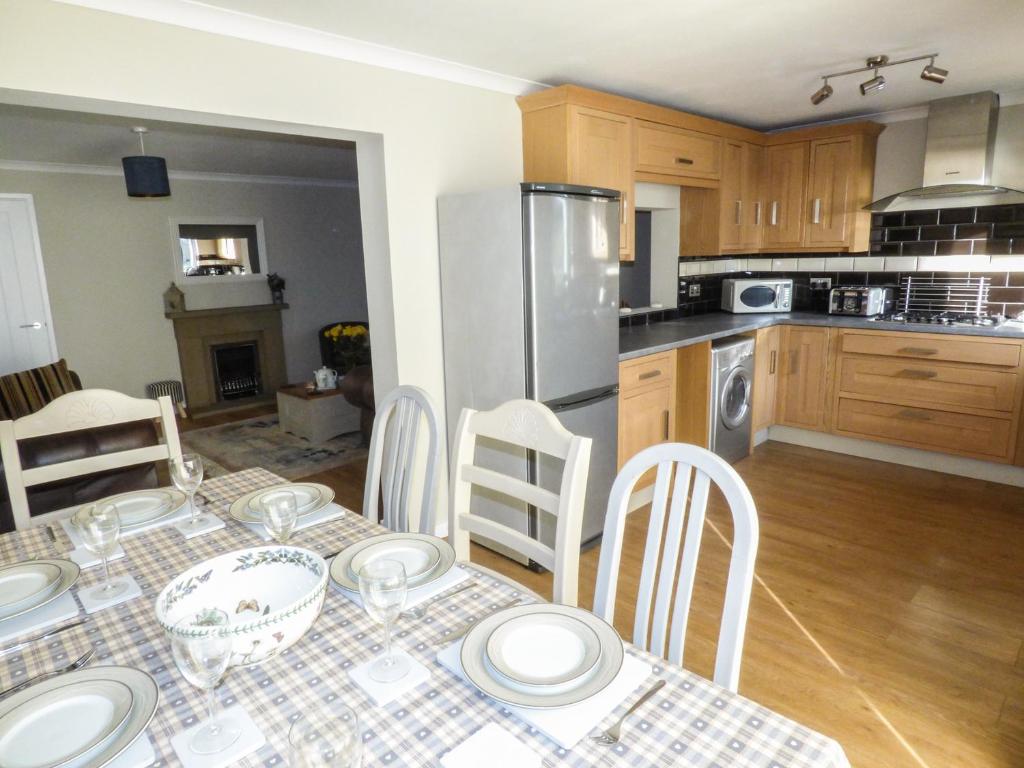 Oakdene, Milford Haven photo 3