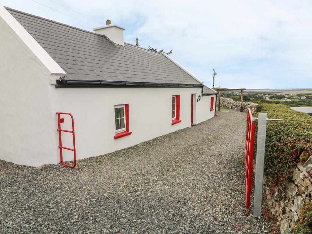 The Cottage, Lower Kielldrum