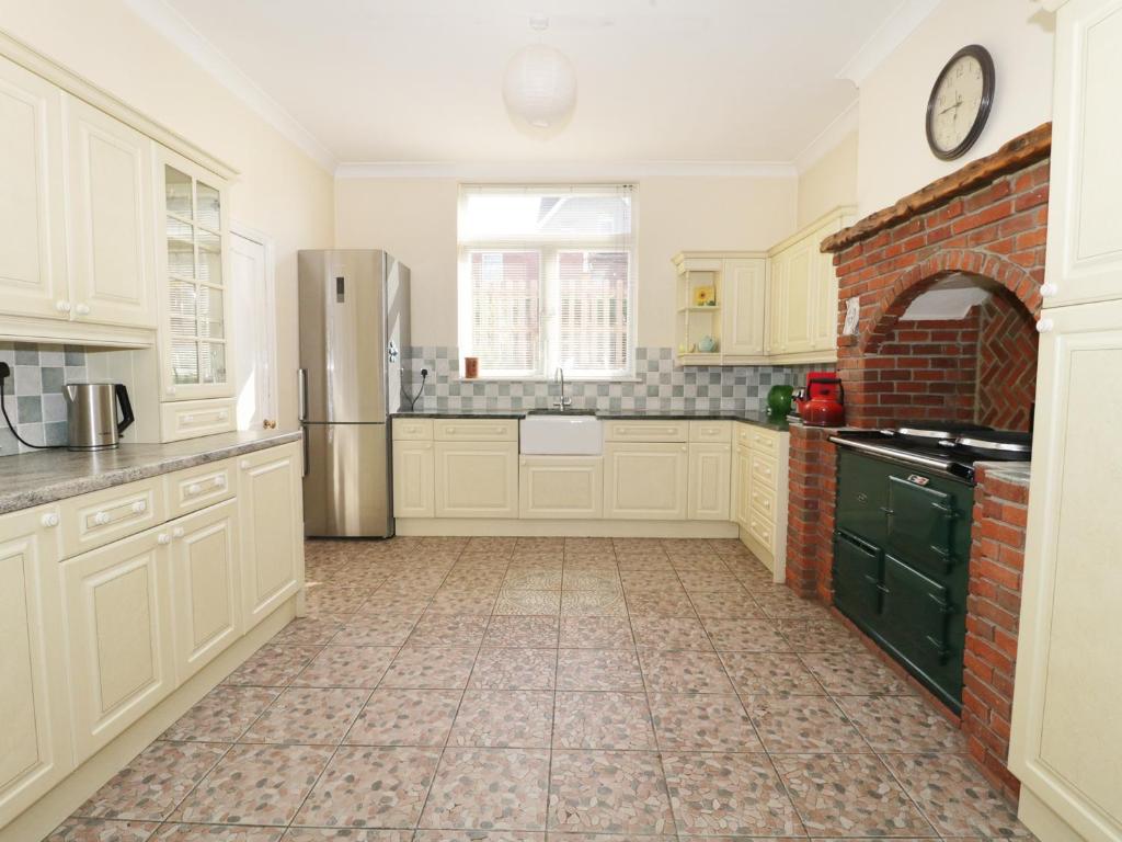 20 Ulwell Road photo 6