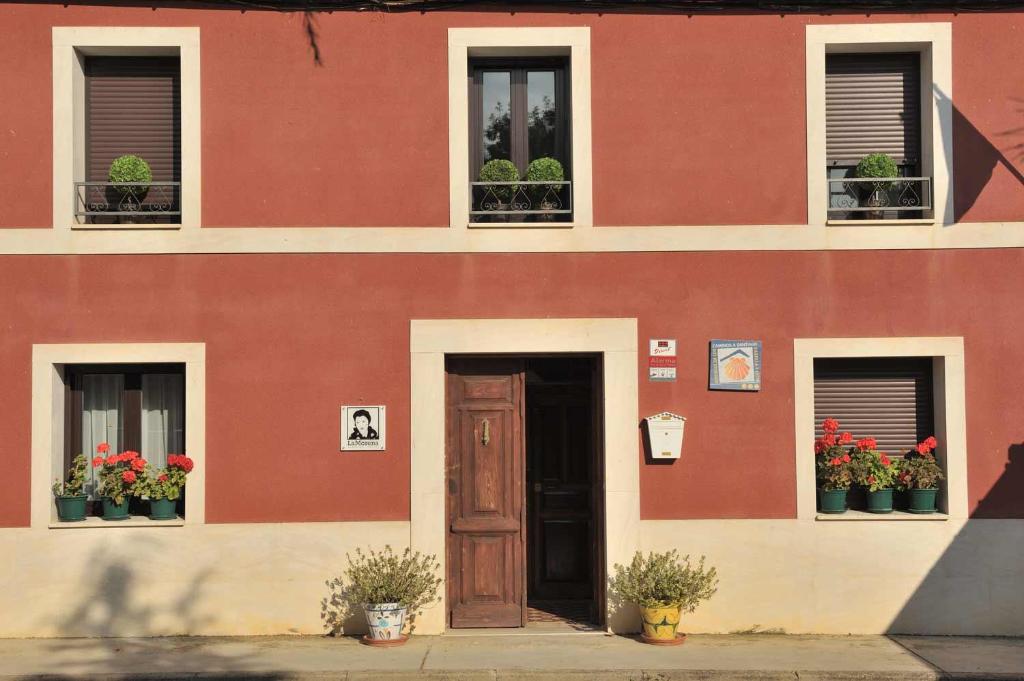 Albergue LaMorena photo