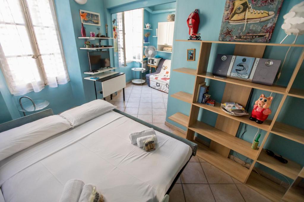 Le Suquet Style III by Connexion, Cannes