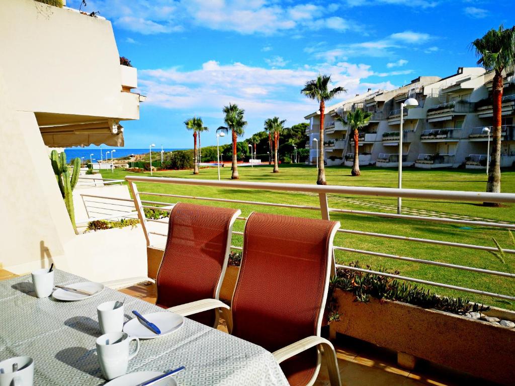Alcala Blau IV - Bajo con terraza en primera línea - ALBERT VILLAS - 1