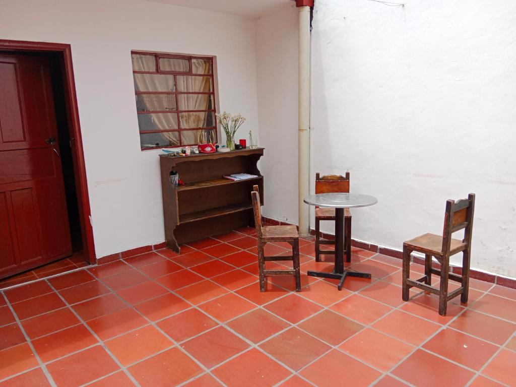 Hostel Descanso Centro — Hotel in Bogotá