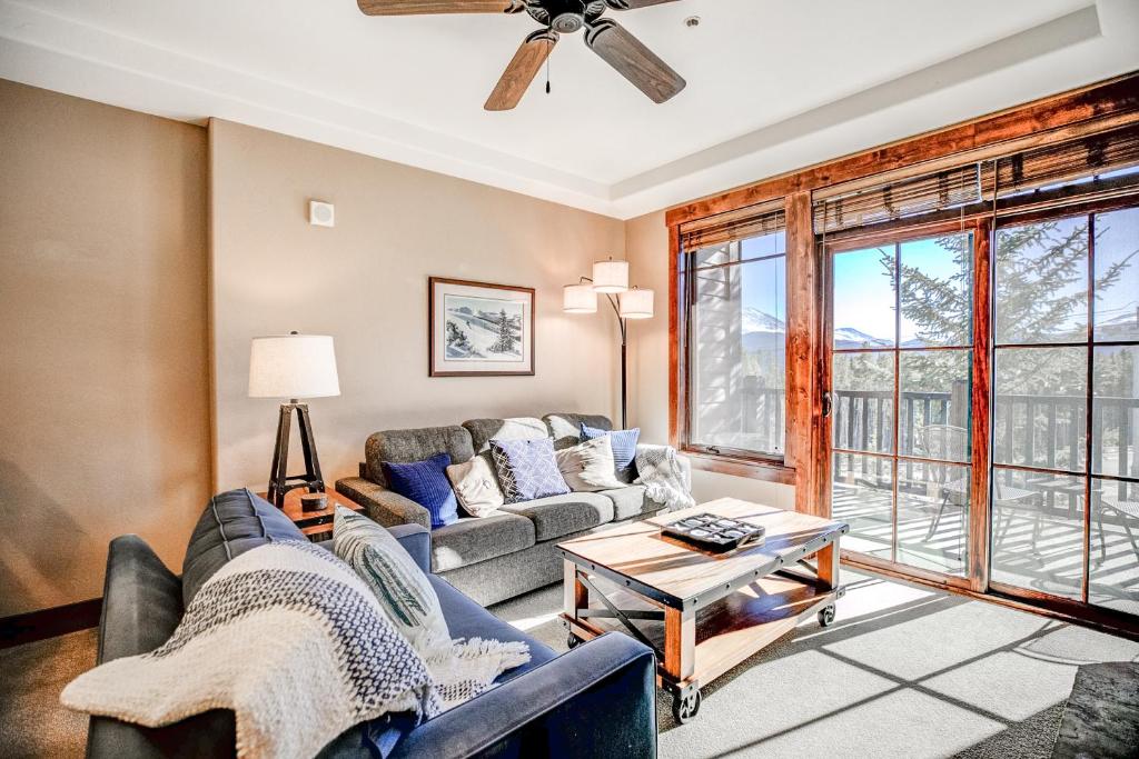 Crystal Peak 7108 Mountaineer Condo Ski In Ski Out Luxury photo