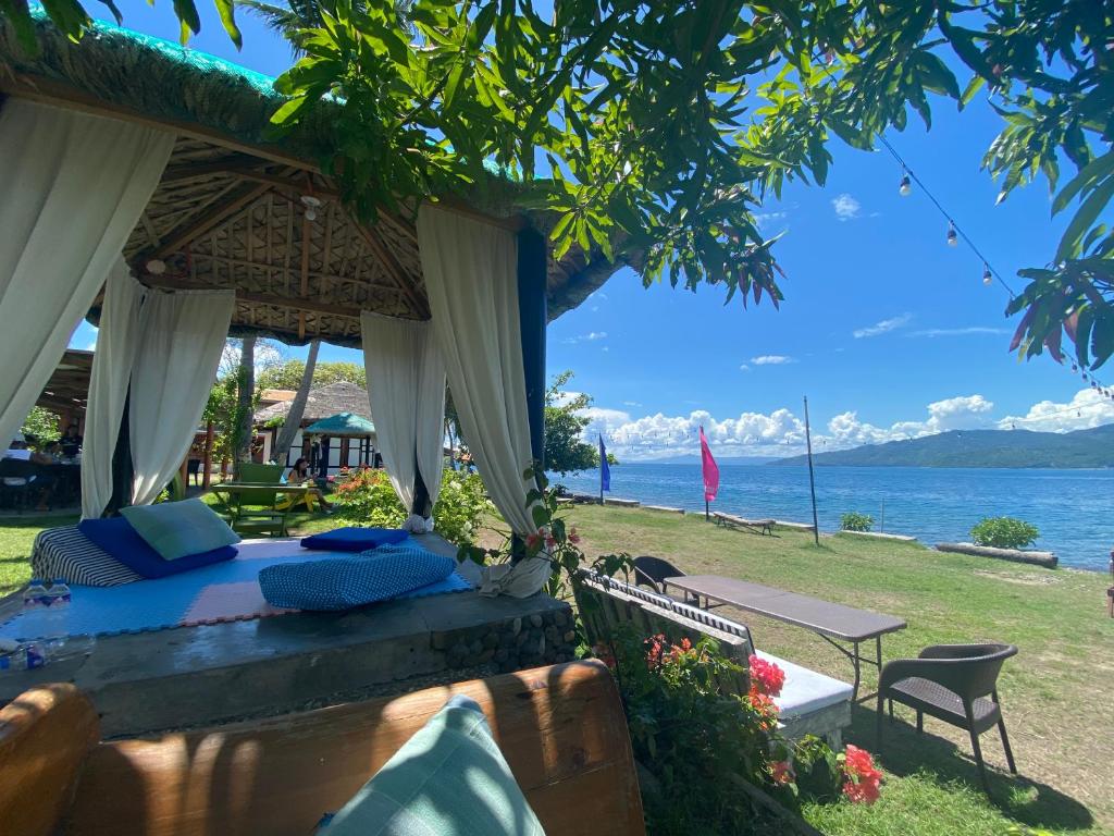 サルティチュード ダイブ&ビーチ リゾート (Saltitude Dive & Beach Resort)