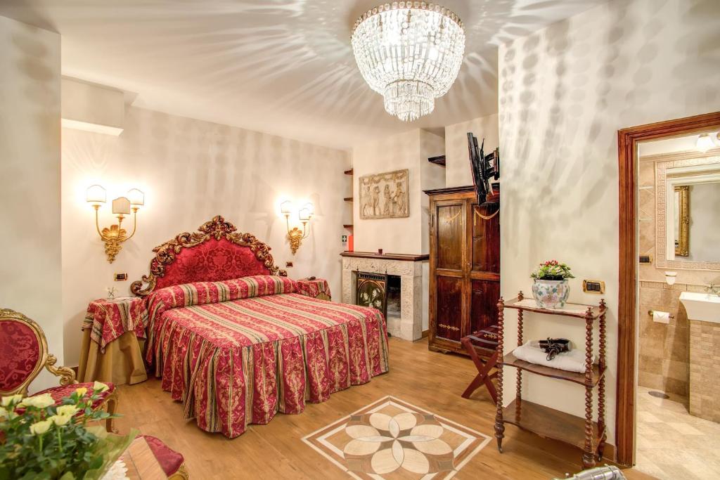 Hotel Room 4
